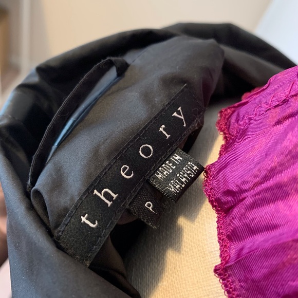 THEORY  light-weight rain jacket - Picture 5 of 5